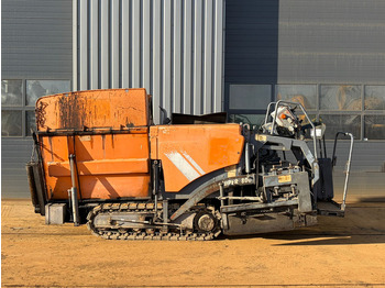 Finisor de asfalt VÖGELE