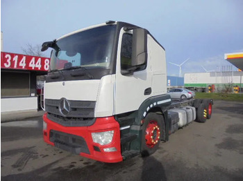 Camion şasiu MERCEDES-BENZ Actros