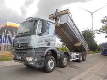 Camion basculantă MERCEDES-BENZ Arocs