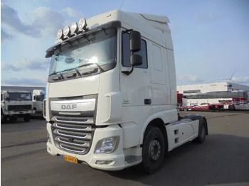 Cap tractor DAF XF 440