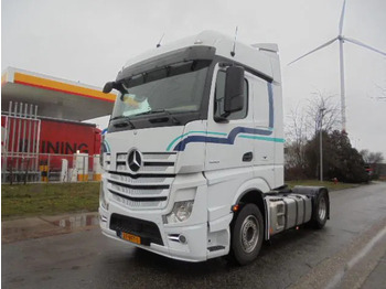 Cap tractor MERCEDES-BENZ Actros 1942