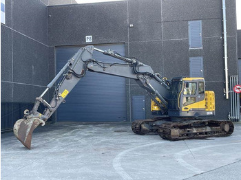 Excavator pe şenile VOLVO ECR235DL