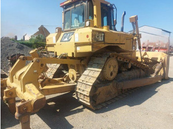 Buldozer CATERPILLAR D6T