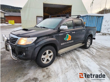 Automobil TOYOTA Hilux