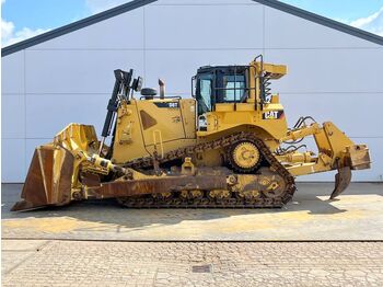 Buldozer CATERPILLAR D8T