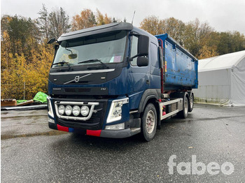 Camion cu cârlig VOLVO FM
