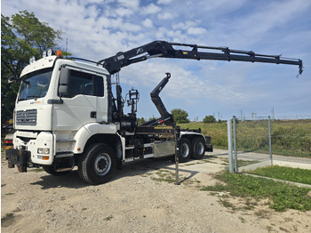 Camion cu cârlig, Camion cu macara MAN TGA 26.440 6X6 / HOOK SYSTEM / HIAB 166D REMOTE SPECIAL PRICE ONLY THIS YEAR: Foto 3 Camion cu cârlig, Camion cu macara MAN TGA 26.440 6X6 / HOOK SYSTEM / HIAB 166D REMOTE SPECIAL PRICE ONLY THIS YEAR: Foto 3
