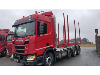 Camion forestier SCANIA