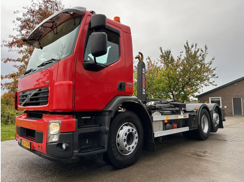 Camion cu cârlig VOLVO FE 320