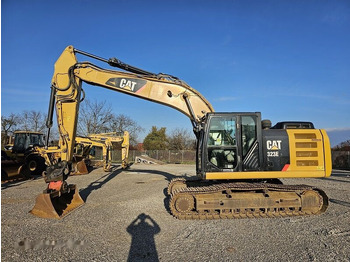 Excavator pe şenile CATERPILLAR 323EL