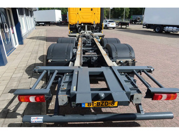 Camion şasiu Mercedes-Benz Actros 2642 LL Chassis Cabine Giga space: Foto 4