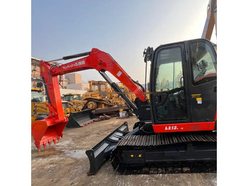 Excavator pe şenile KUBOTA