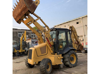 Buldoexcavator JCB 3CX