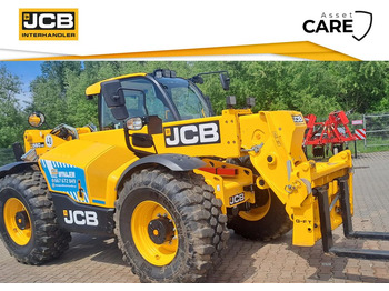 Stivuitor telescopic JCB