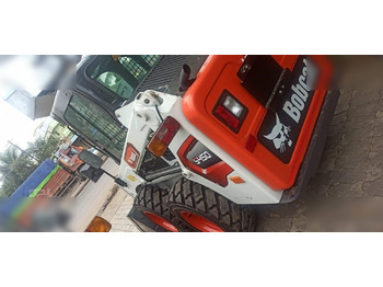 Mini încărcător BOBCAT S450