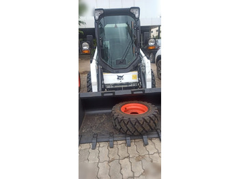 Mini încărcător BOBCAT S450