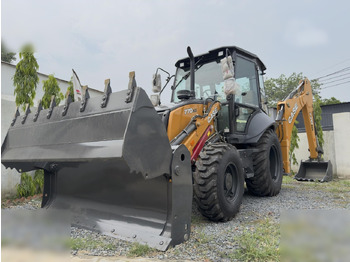 Buldoexcavator CASE