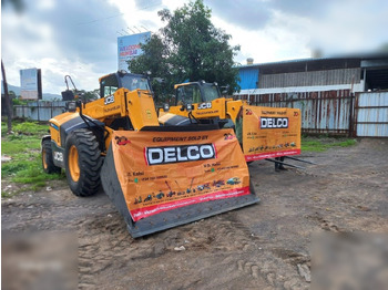 Stivuitor telescopic JCB