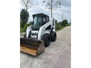 Bobcat S300 în leasing Bobcat S300: Foto 5 Bobcat S300 în leasing Bobcat S300: Foto 5