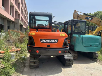 Mini excavator Doosan DX60: Foto 5 Mini excavator Doosan DX60: Foto 5
