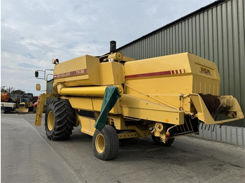 New Holland TX 36  în leasing New Holland TX 36: Foto 4