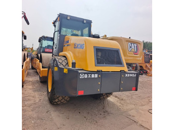Compactor XCMG XS143J