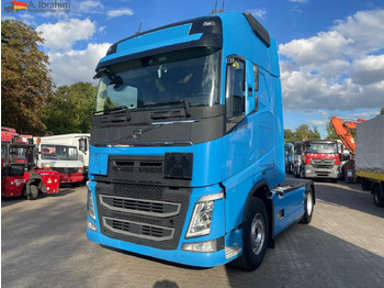 Cap tractor VOLVO FH 460