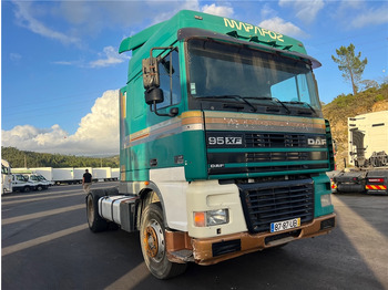 Cap tractor DAF XF95/480 Manual gear: Foto 3 Cap tractor DAF XF95/480 Manual gear: Foto 3