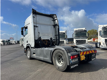 Cap tractor Scania R450: Foto 4