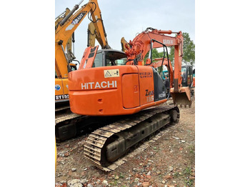 Excavator pe şenile HITACHI ZX135