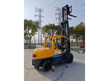 Stivuitor diesel TCM