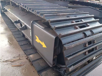 Excavator pe şenile VOLVO EC210