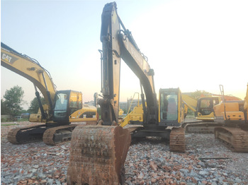 Excavator pe şenile VOLVO EC210BLC