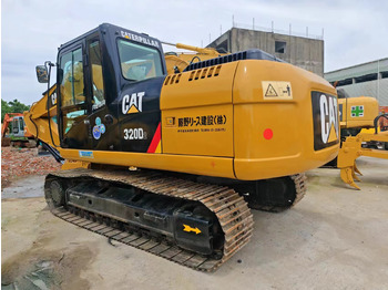 Excavator pe şenile CATERPILLAR 320D2