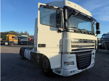 Cap tractor DAF XF 105 460