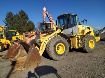 Încărcător frontal pe pneuri NEW HOLLAND W190