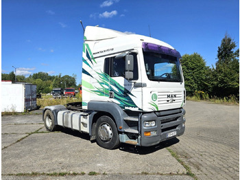 Cap tractor MAN 18.413 FLS - Manual pump and injectors, Intarder, Airco: Foto 2 Cap tractor MAN 18.413 FLS - Manual pump and injectors, Intarder, Airco: Foto 2