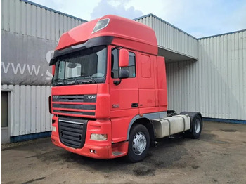 Cap tractor DAF XF 105 460