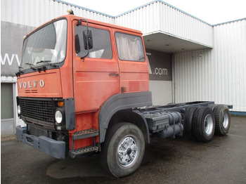 Camion şasiu VOLVO