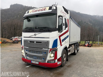 Camion şasiu VOLVO