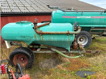 Utilaje agricole MOI DOFF X4 GJØDSELSVOGN: Foto 2 Utilaje agricole MOI DOFF X4 GJØDSELSVOGN: Foto 2