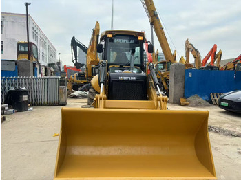 Buldoexcavator CATERPILLAR 420F2