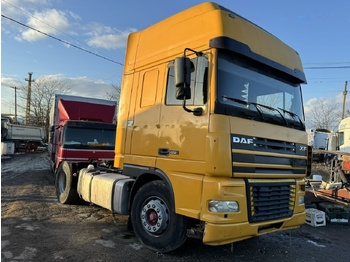 Cap tractor DAF XF 95 430