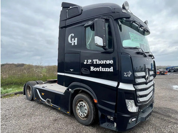 Cap tractor Mercedes-Benz Actros 1843 Special Interior. Air / Air suspension. Euro 6: Foto 2 Cap tractor Mercedes-Benz Actros 1843 Special Interior. Air / Air suspension. Euro 6: Foto 2