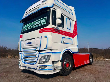 Cap tractor DAF XF 450