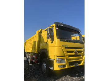 Camion basculantă SINOTRUK HOWO