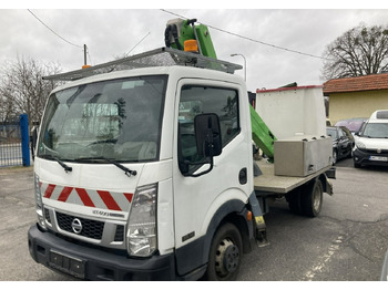 Camion cu nacela NISSAN