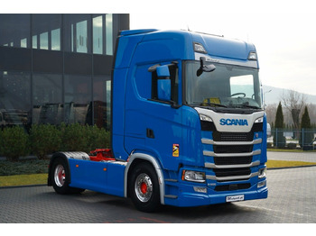 Cap tractor SCANIA S 500