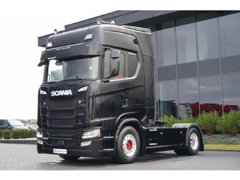 Cap tractor SCANIA S 500
