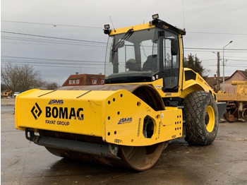 Compactor BOMAG